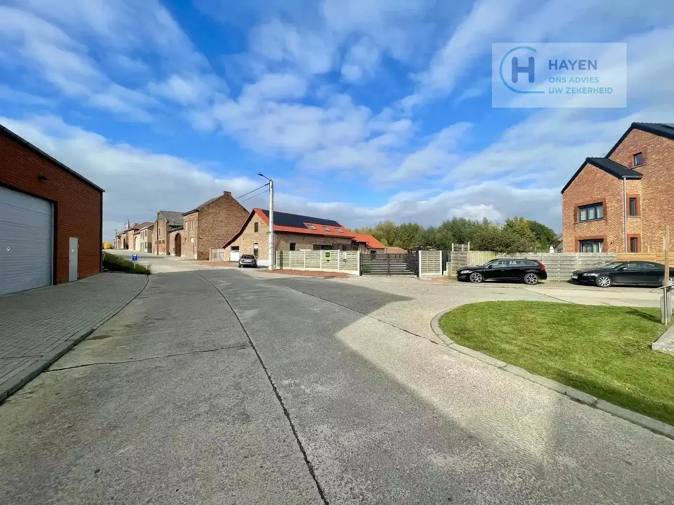 Zeer ruime woning in afwerkingsfase met veel potentieel op een groot perceel van 2.140m² foto 34