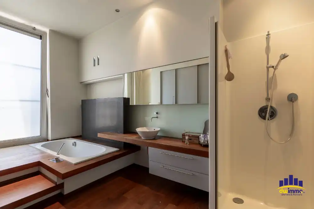 Ruime herenwoning van 275 m² met 4 slaapkamers en praktijkruimte foto 10