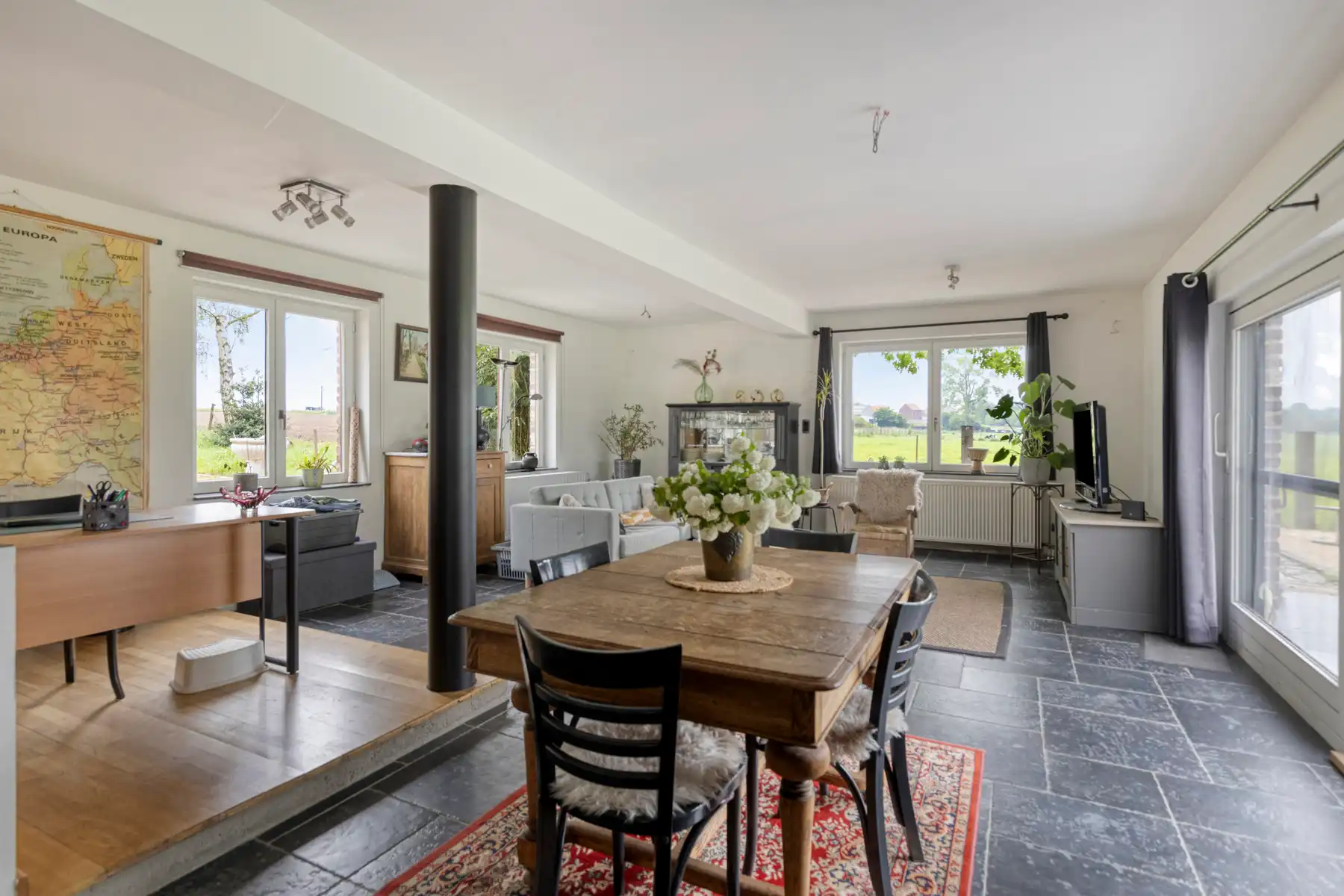 Uitzonderlijk gelegen landhuis omgeven door natuur en rust foto 5