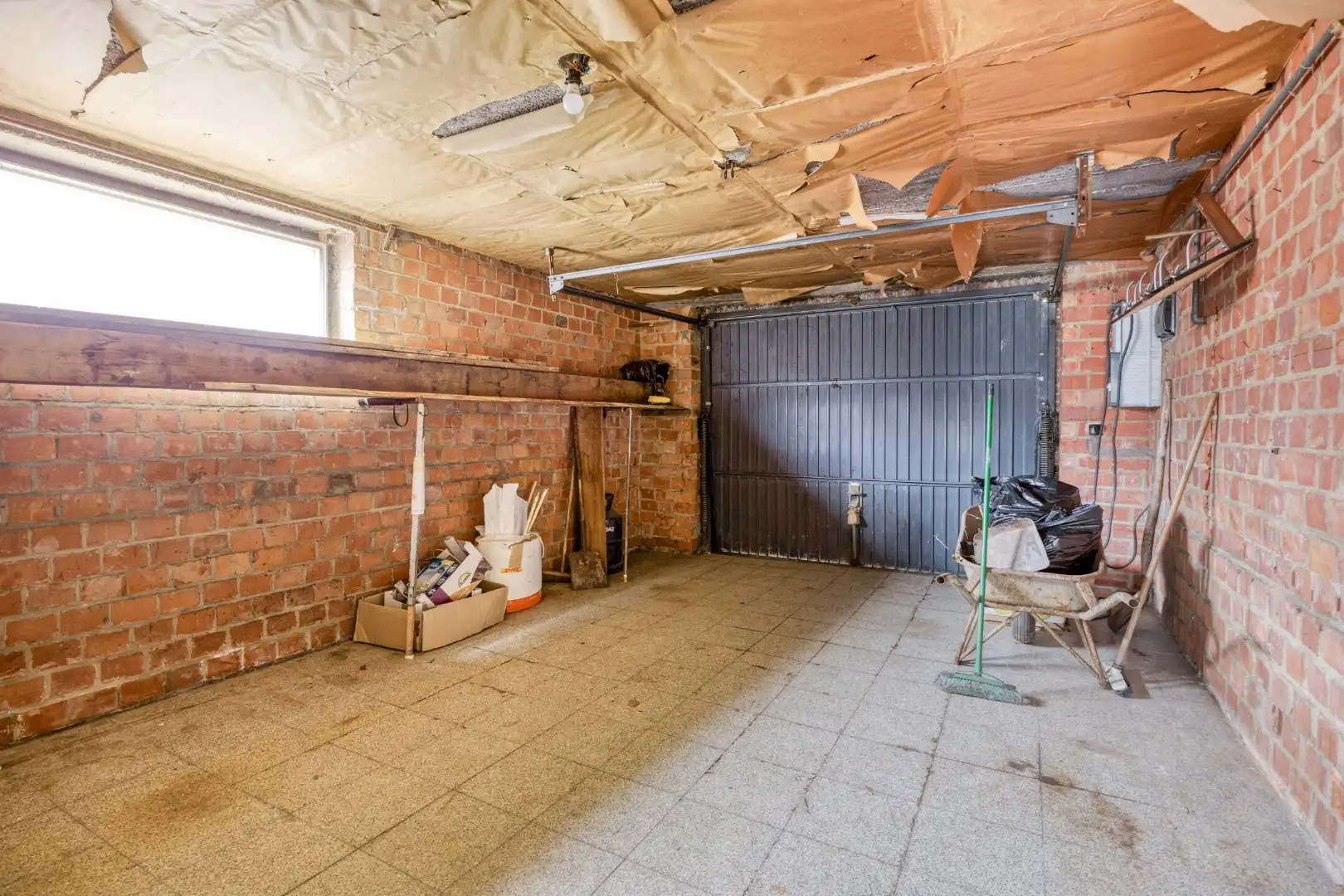 Open bebouwing met 3 slaapkamers, ruime garage op een perceel van 9a 62ca– EPC 596 kWh/m² - bewoonbare opp. 218 m² foto 17