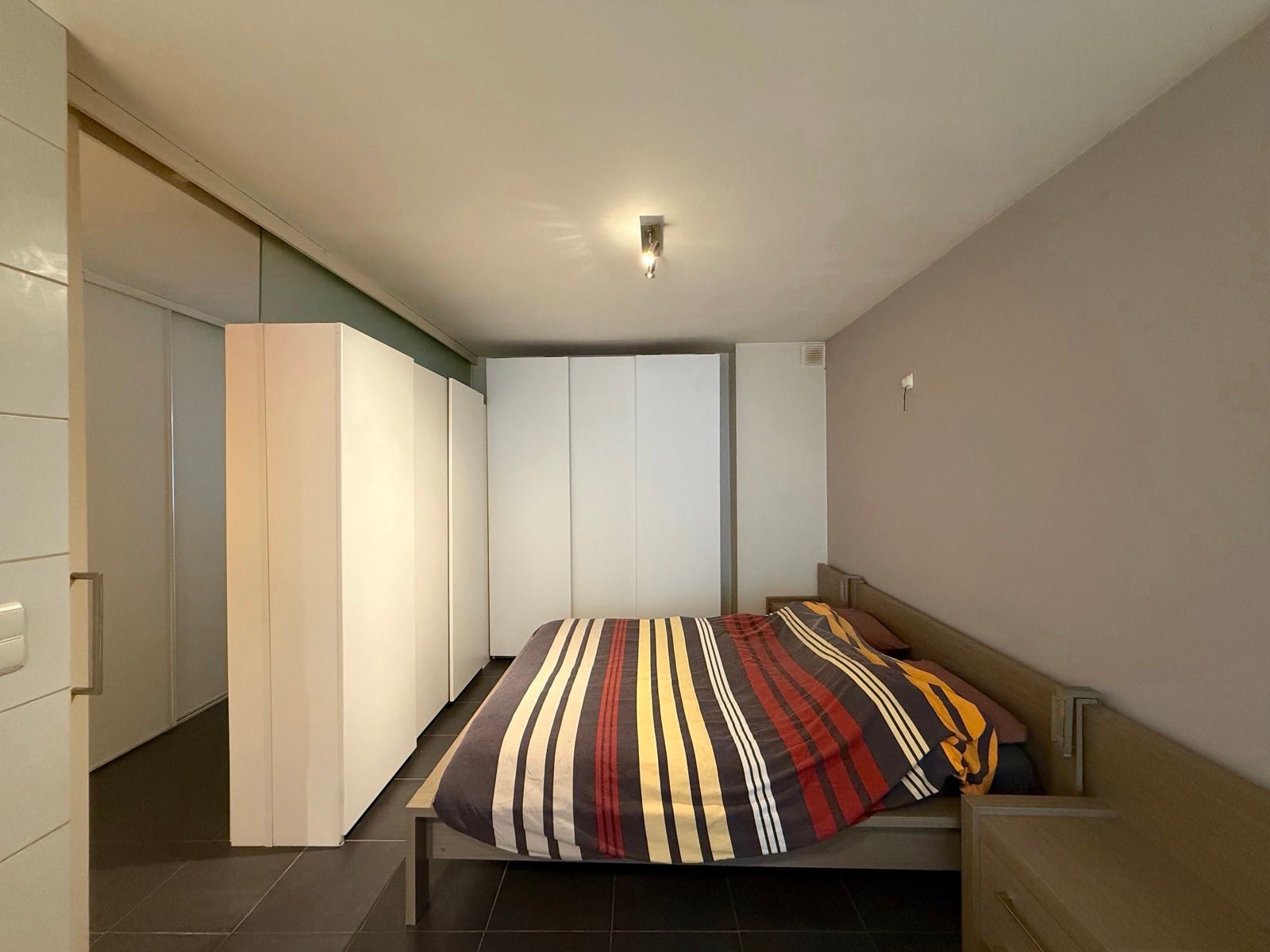 Gezellig appartement met twee slaapkamers en tuintje foto 18