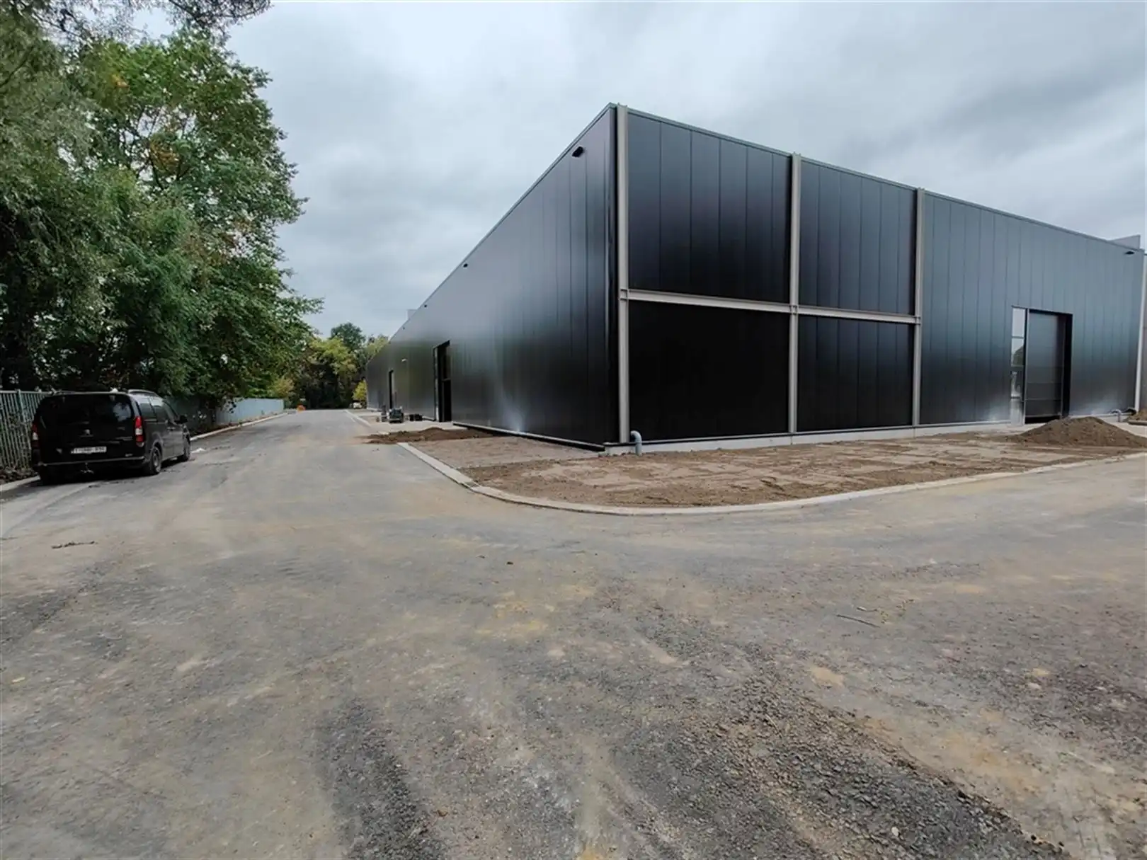 Nieuwbouw magazijnen op bedrijvenpark C-Site te Hasselt foto 2