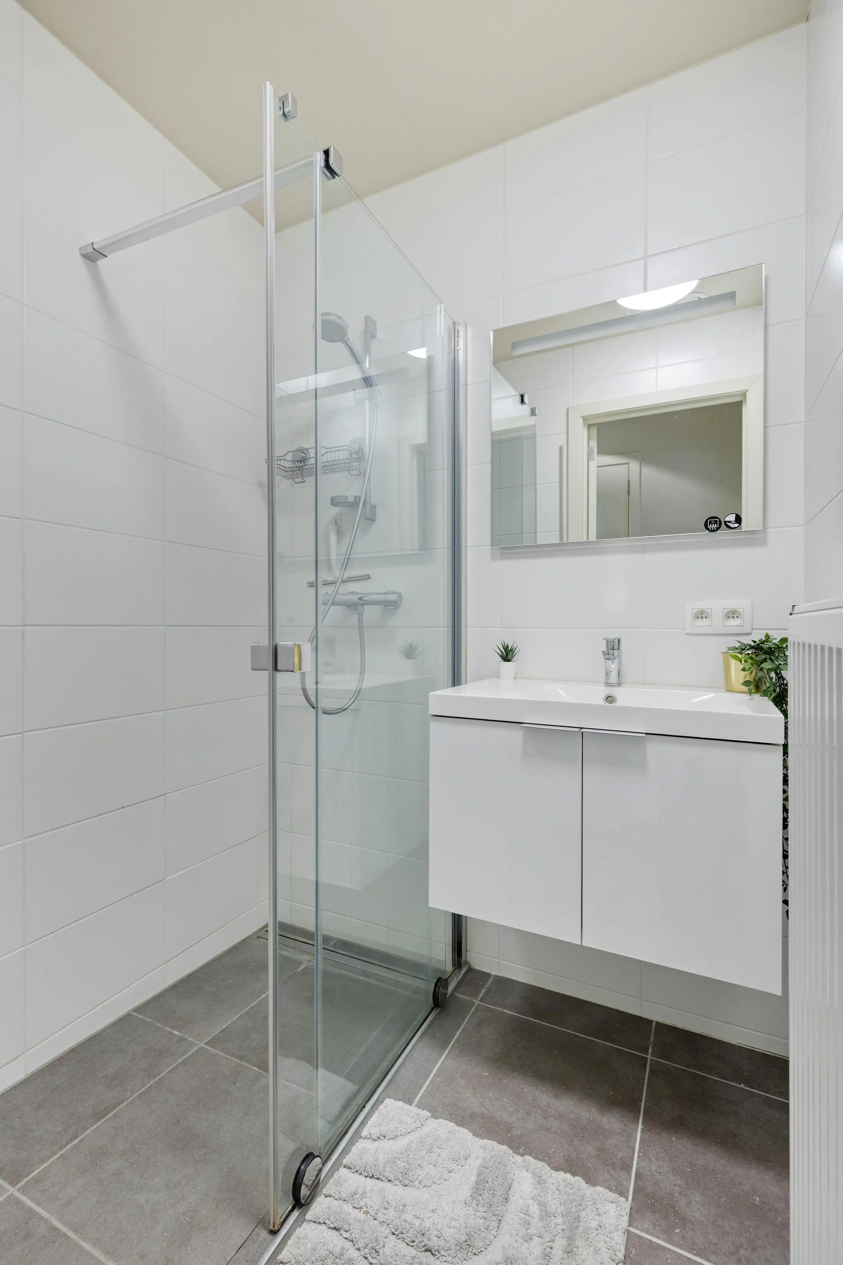 Luxueus appartement met 2 slaapkamers te koop in Brugge foto 9