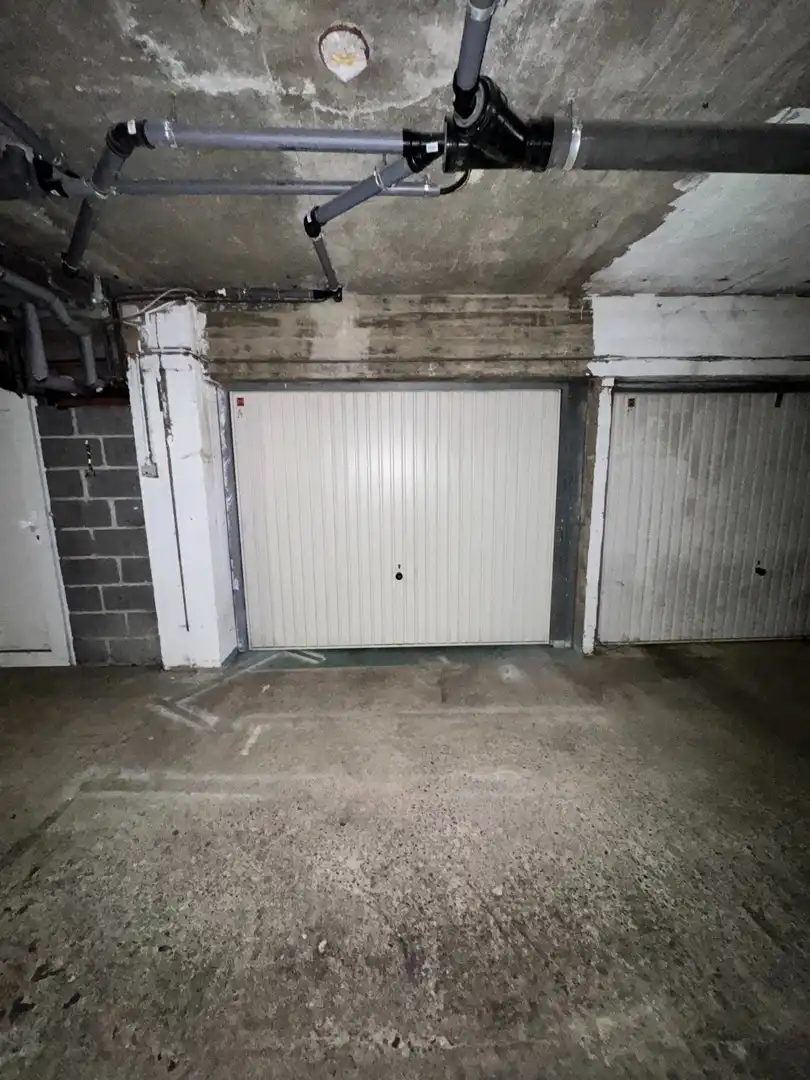 Garagebox te koop in Genk foto {{pictureIndex}}