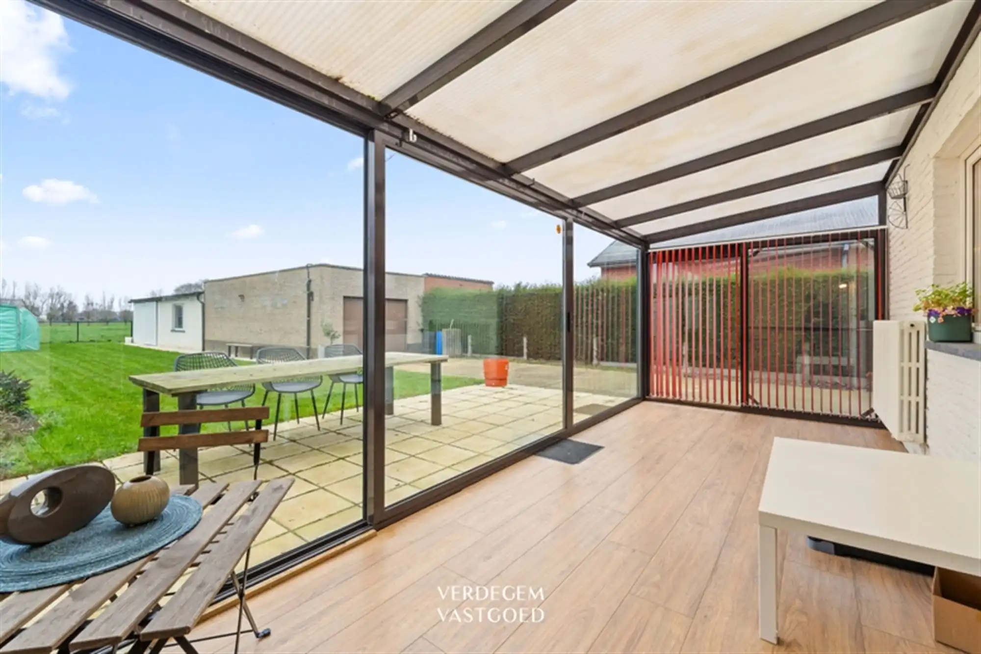 Ultra-gezellige woning met 3 slaapkamers, tuin, garage en atelier foto 10