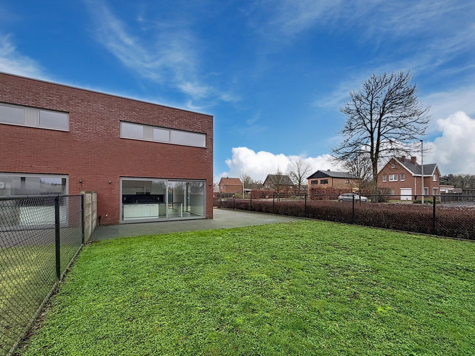 Energiezuinige woning met 3 slaapkamers en tuin. foto 23