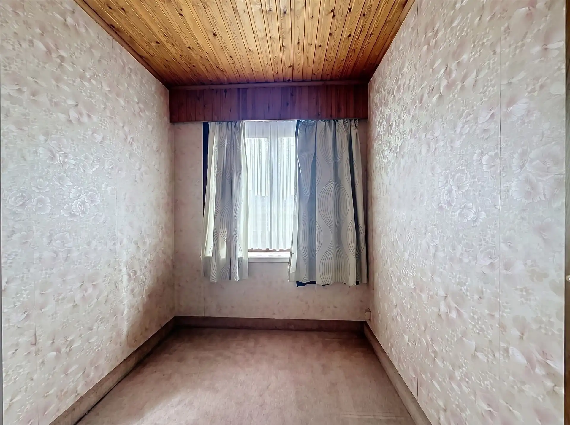 Instapklare woning met halfopen karakter met tuin! foto 15