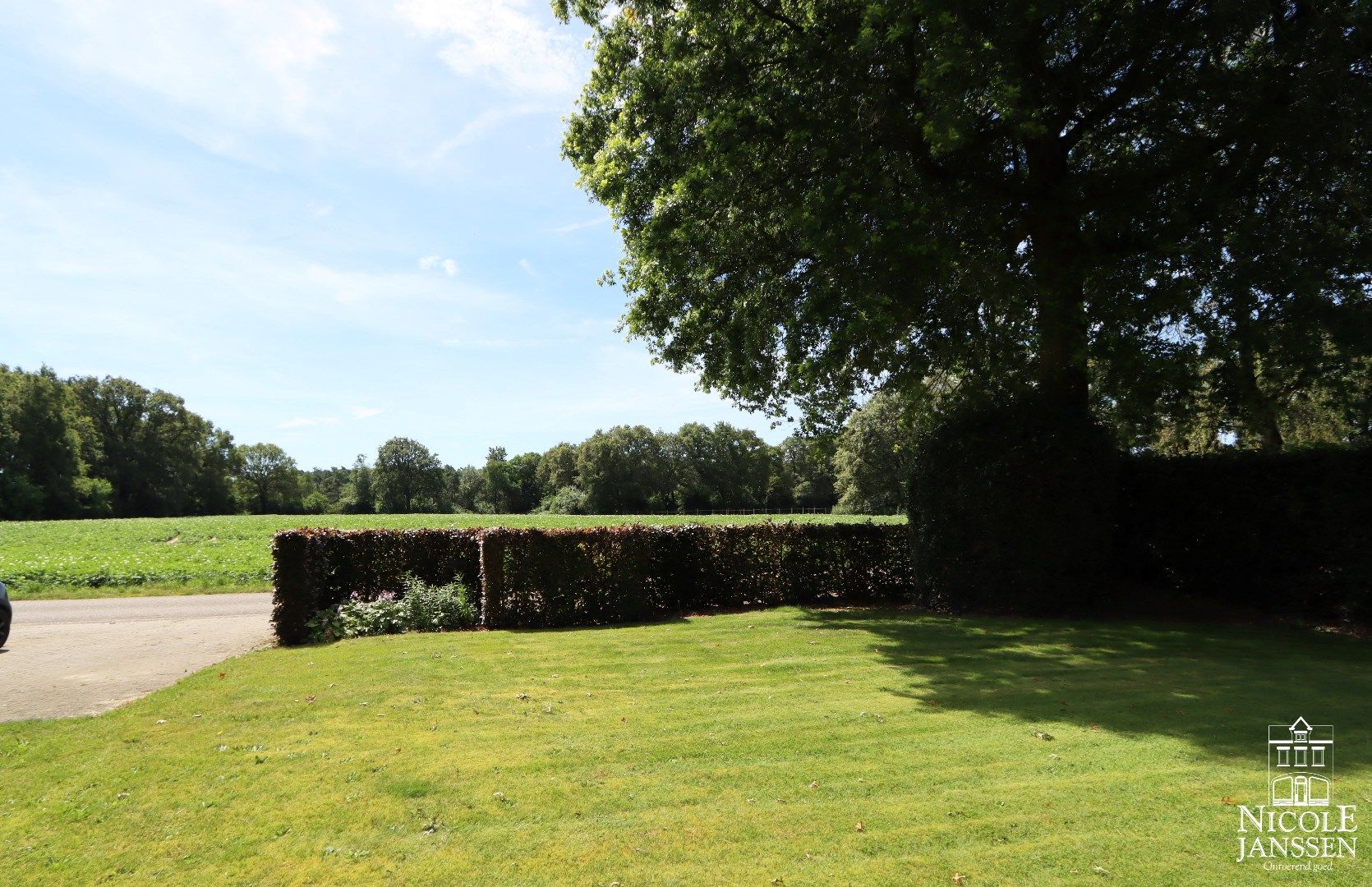 Moderne gezinswoning met mooi terras en vrij uitzicht aan voor- en achterzijde foto 35