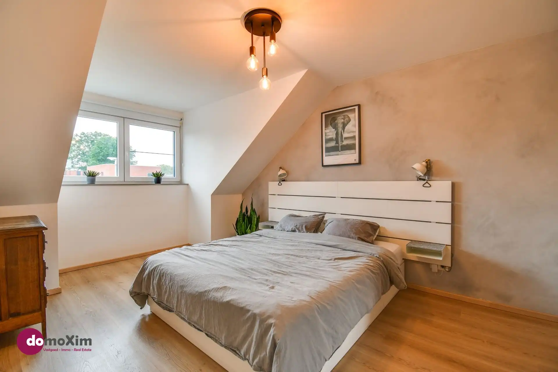 Mooie halfopen, recente woning met 3 slaapkamers in Hever foto 12