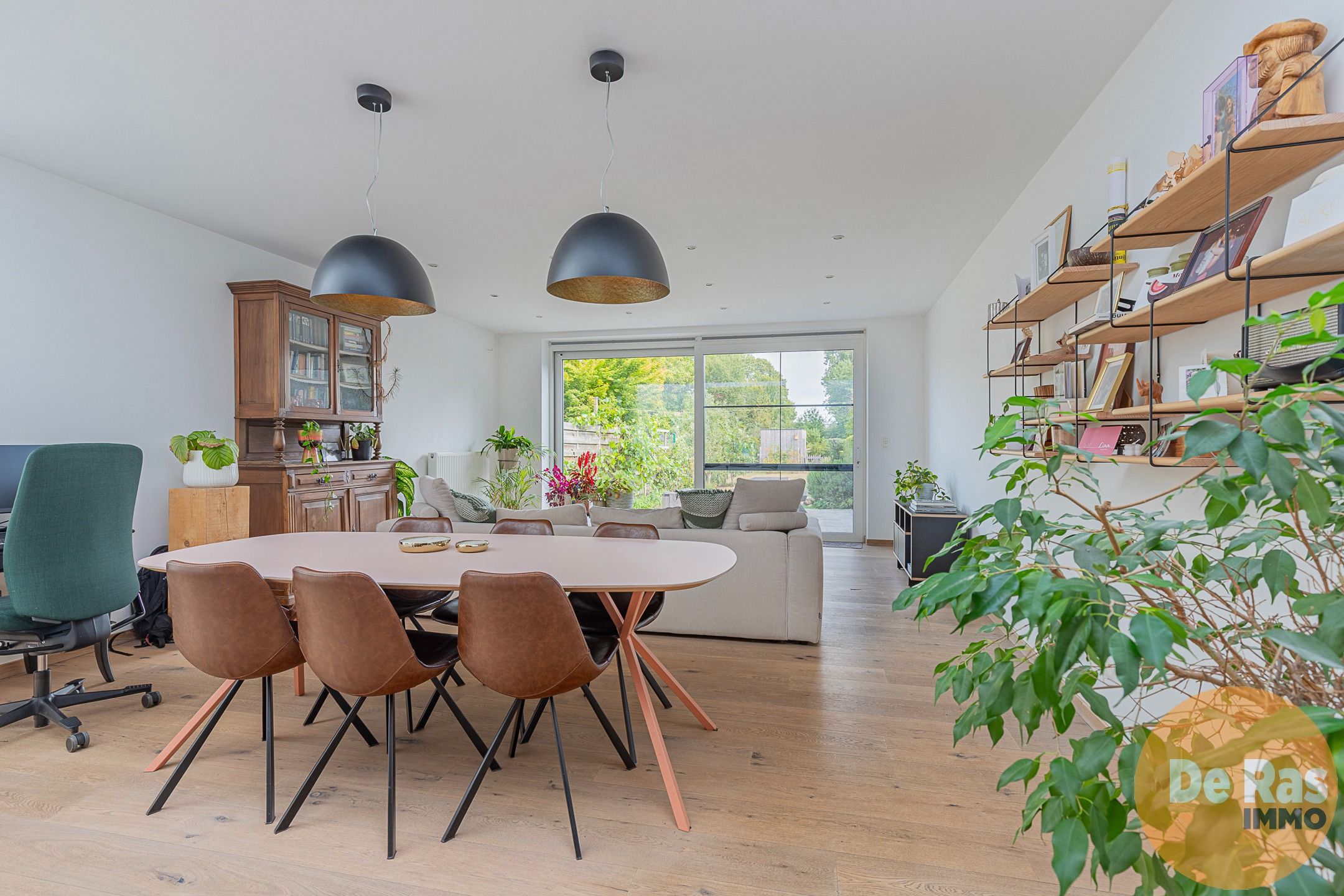 LEDE - Gerenoveerde woning met 3 slk en tuin in centrum Lede foto {{pictureIndex}}