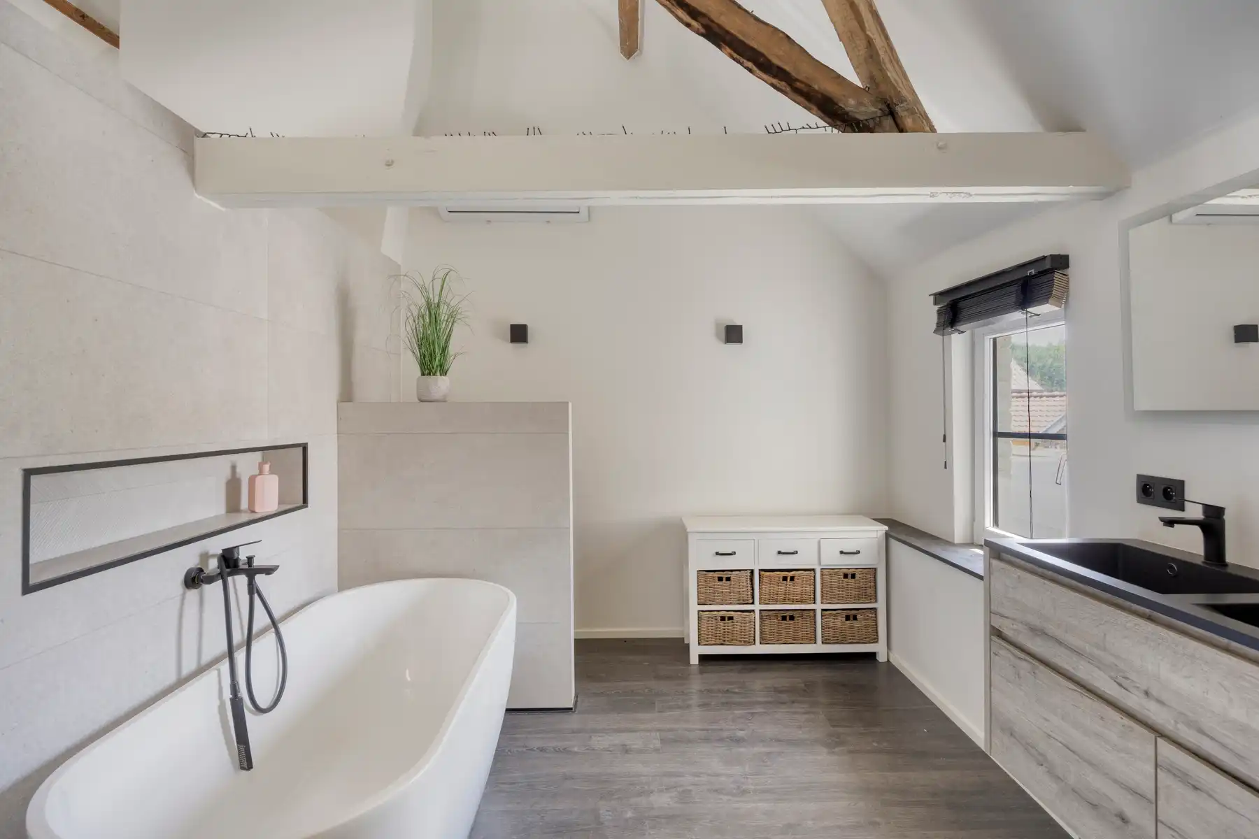 Zeer leuke woning in het dorpscentrum van Nederhasselt foto 17