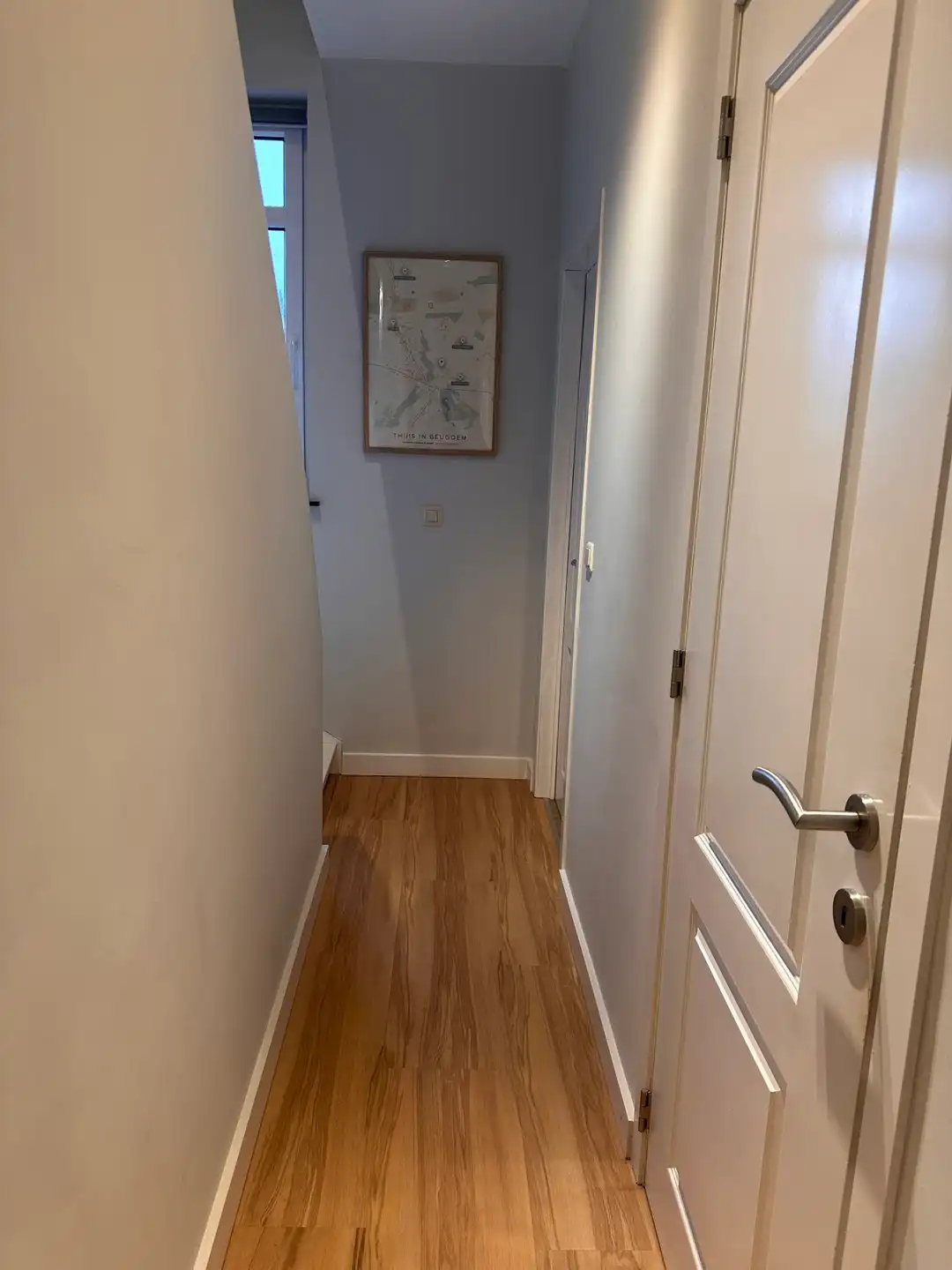 WONING MET 3 SLPK, TERRAS, TUINTJE EN 2 AUTOSTAANPLAATSEN foto 6