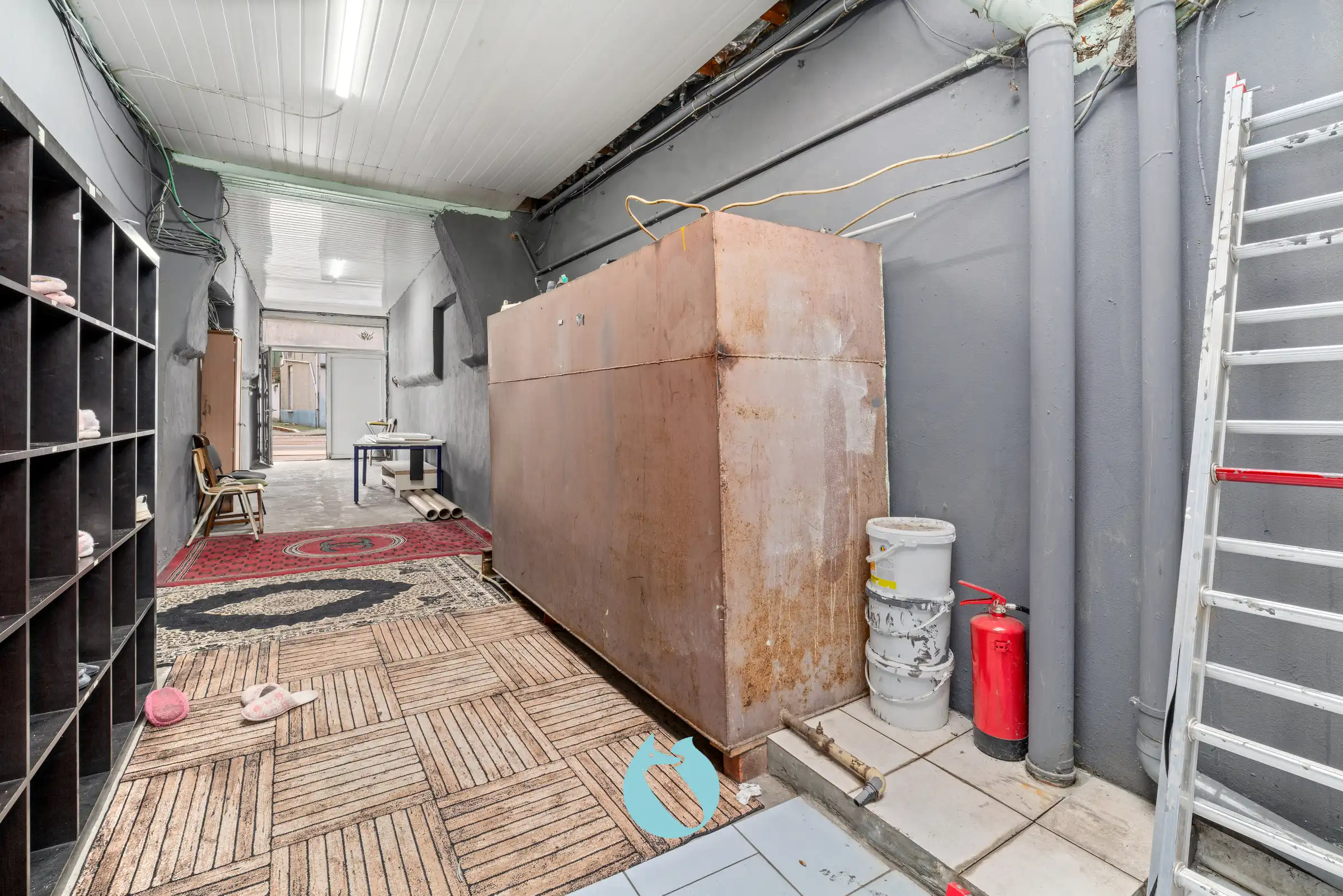 Statig gebouw bestaande uit meerdere units nabij het centrum foto 2