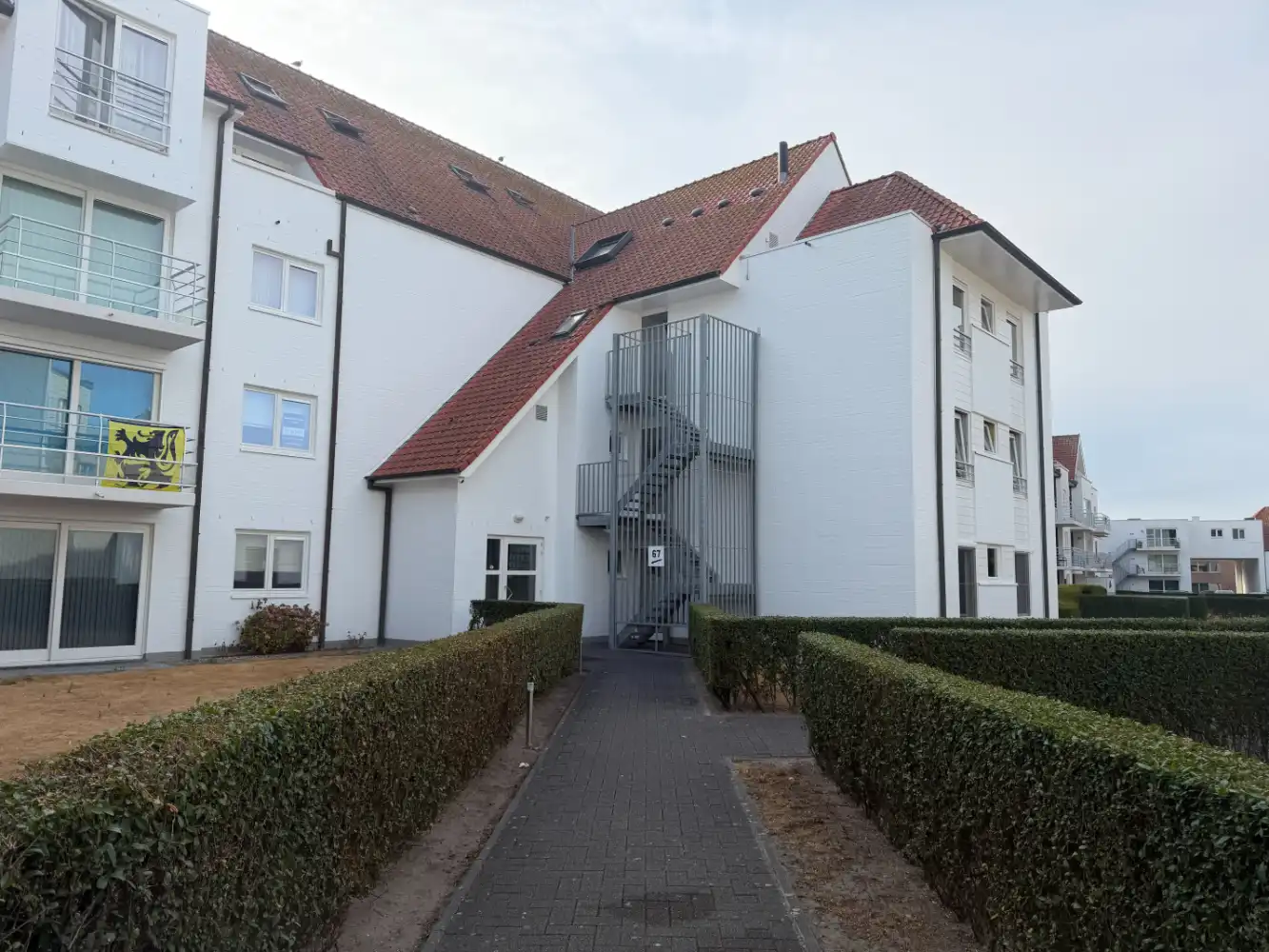 Gelijkvloersappartement met twee slaapkamers en terrasje dichtbij het centrum van Blankenberge. foto 16