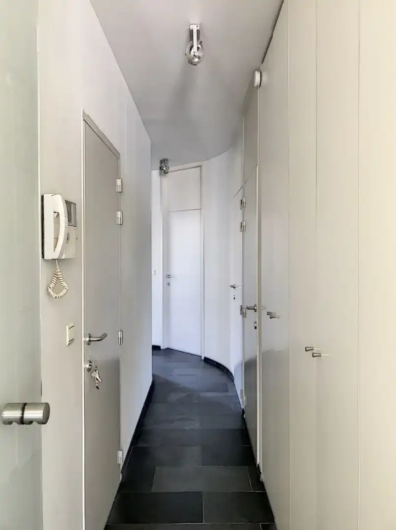 Appartement op uitstekende ligging te SInt-Michiels foto 7