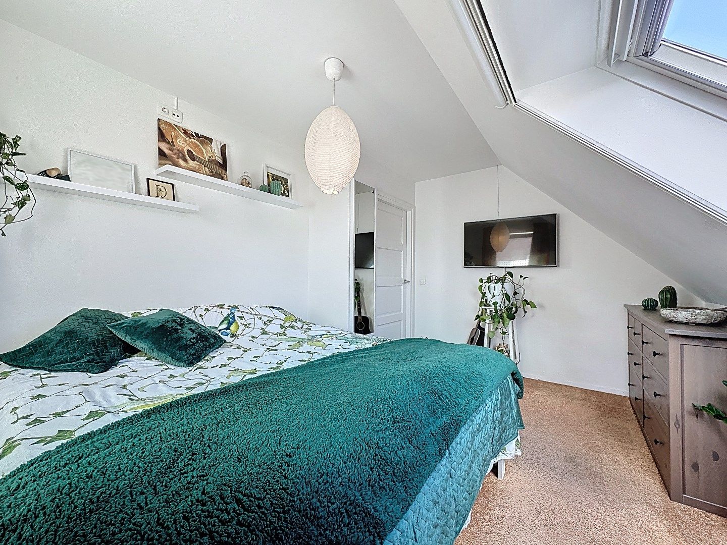 Luxe woning aan de voet van "de Brak" in Sluis foto 21