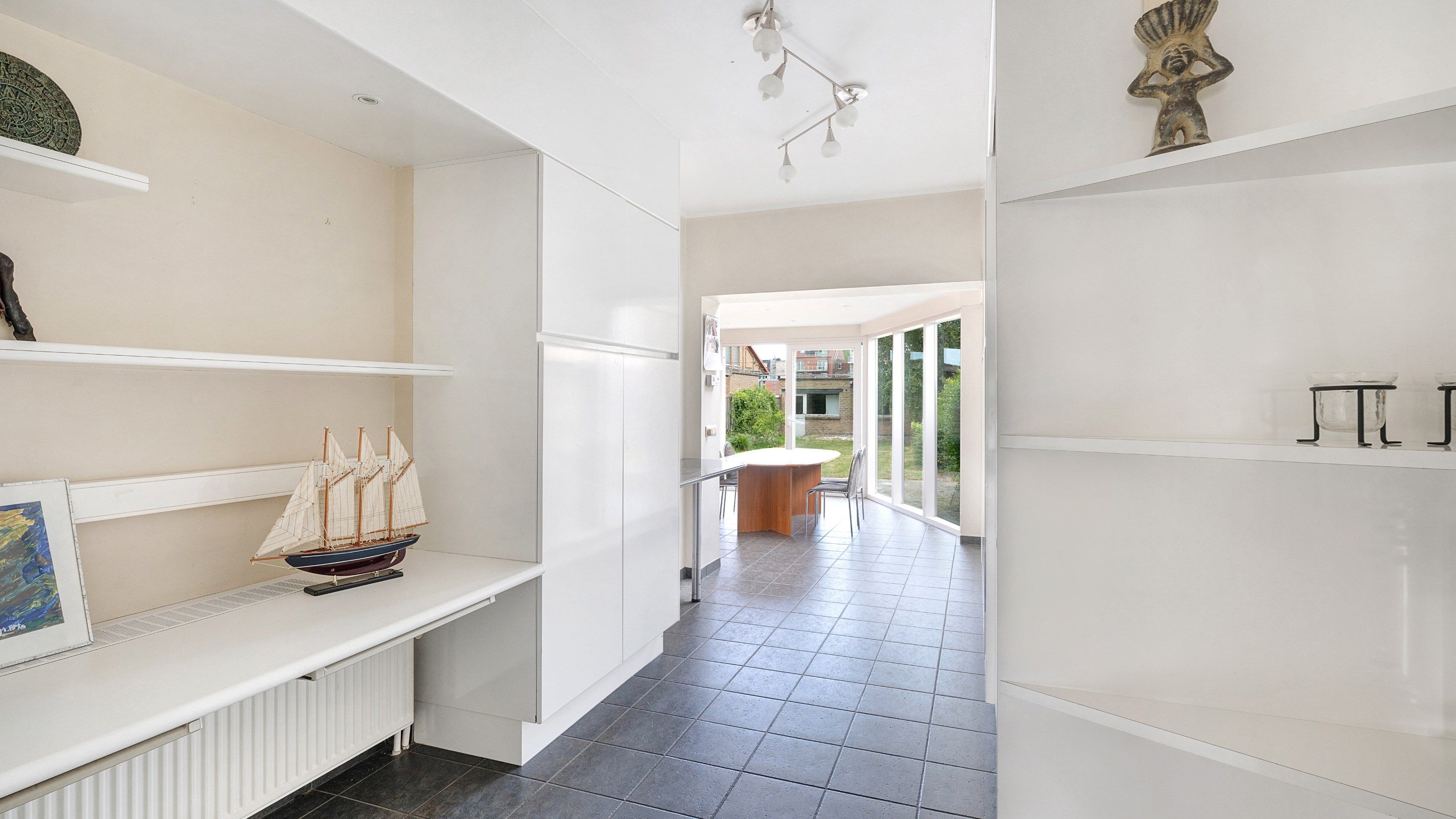 Stevige halfopen bebouwing met dubbele garage te Knokke  foto 7