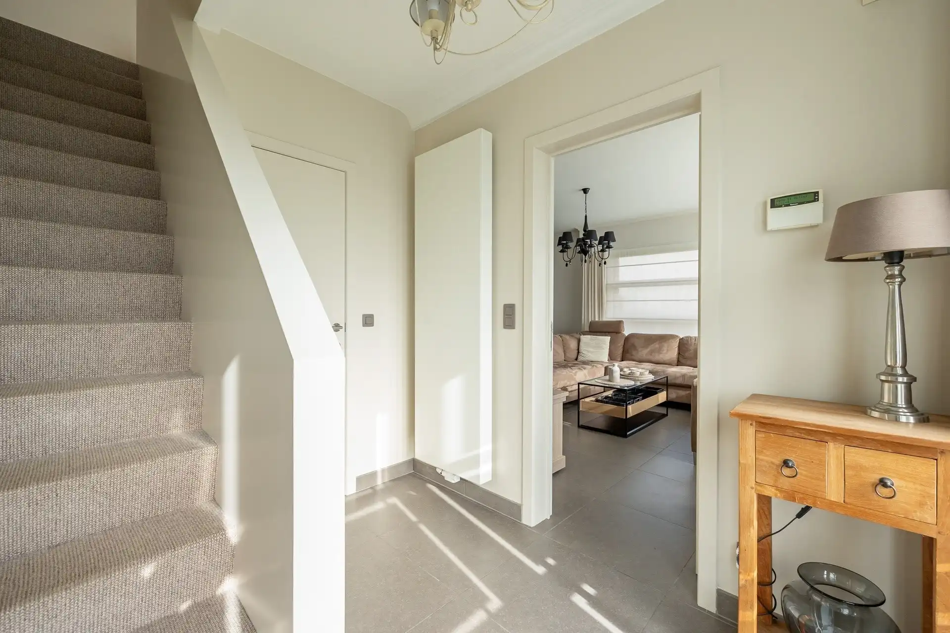 Ruime woning met bijbouw en weide op perceel van 6790 m²  foto 13