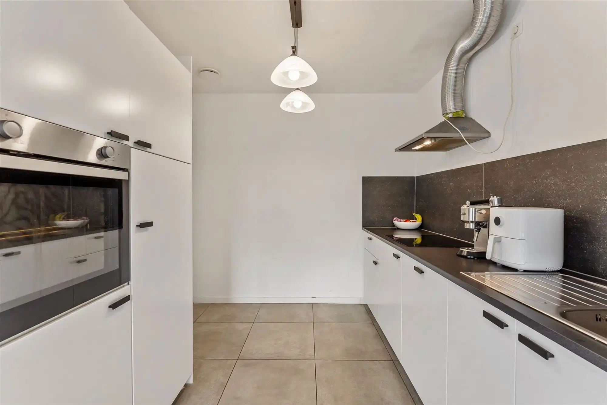 RUIM RECENT APPARTEMENT (2023) MET 2 SLAAPKAMERS TE KORSPEL foto 15