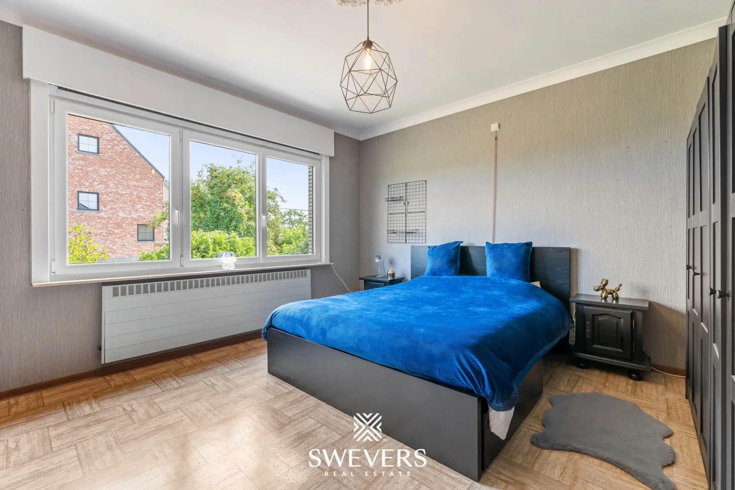 Ruime open bebouwing met 415 m² bewoonbare oppervlakte op 15a 50ca  foto 16