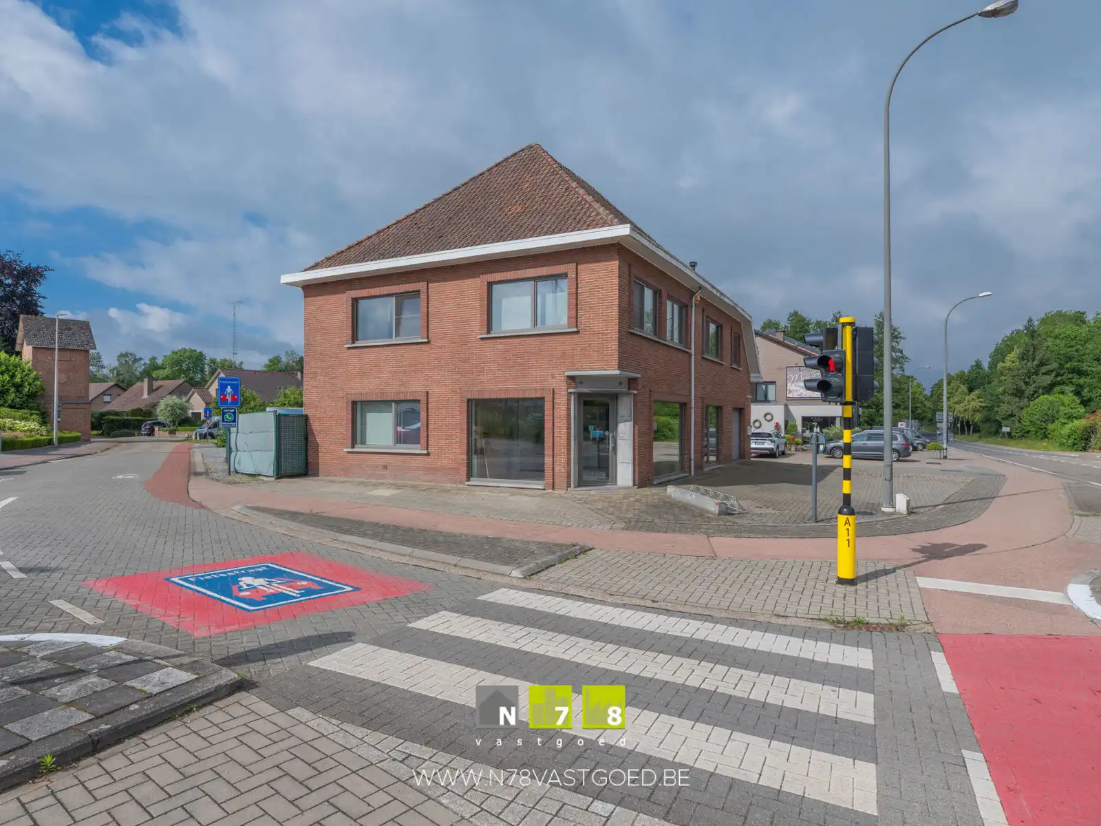 Gebouw te koop foto 21