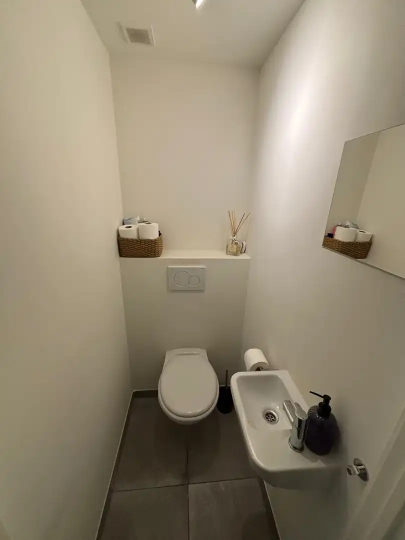 Prachtig appartement met 2 slaapkamers en ruim, zongericht terras te Hasselt. foto 10