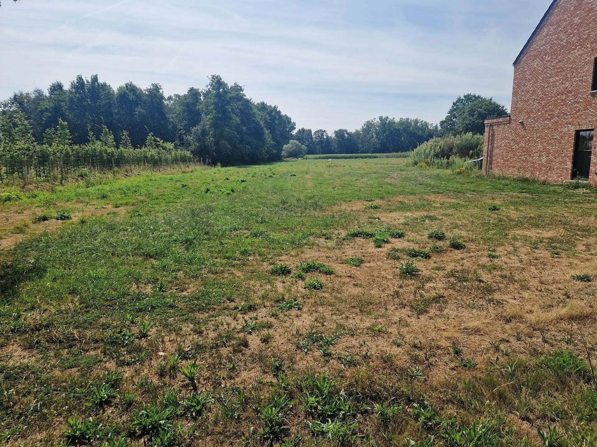 Uitstekend gelegen bouwgrond voor open bebouwing van 872 m² foto 2