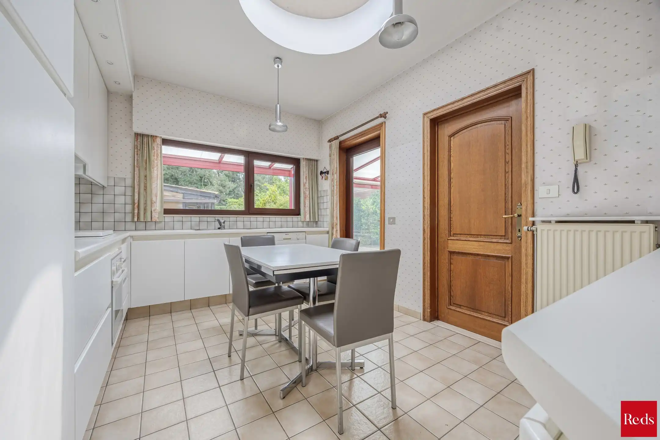 Woning met 4 slaapkamers en prachtige tuin in Zandhoven foto 9