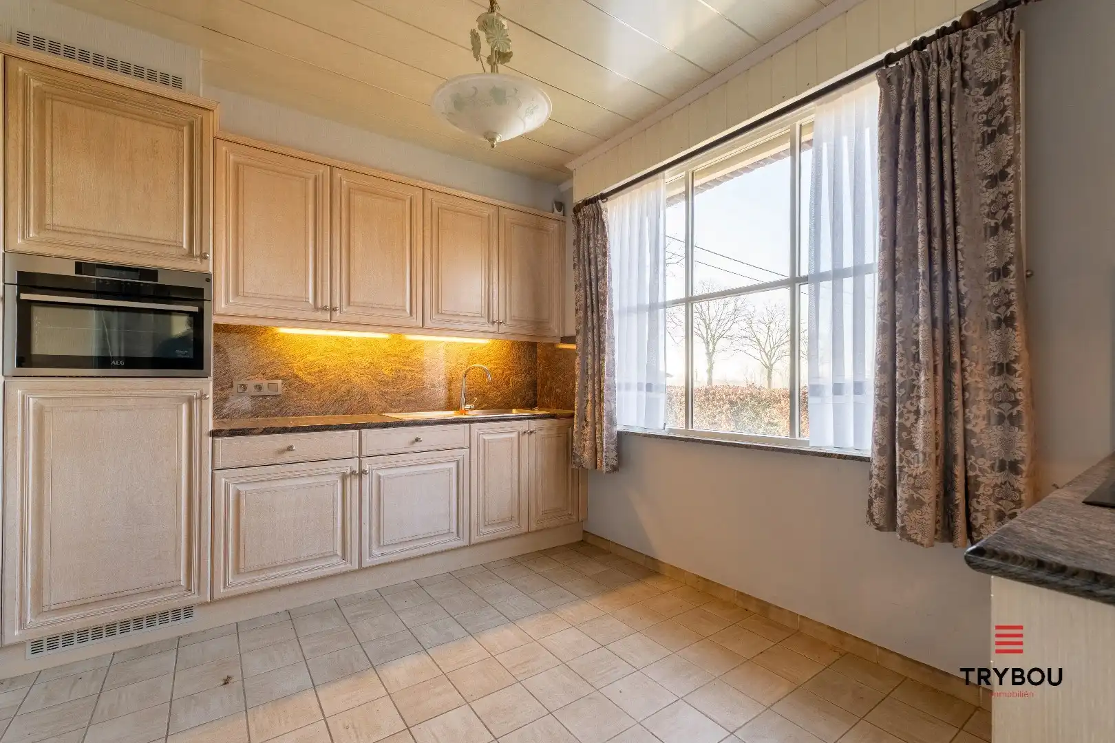 Landelijk gelegen woning met verzorgde tuin foto 5