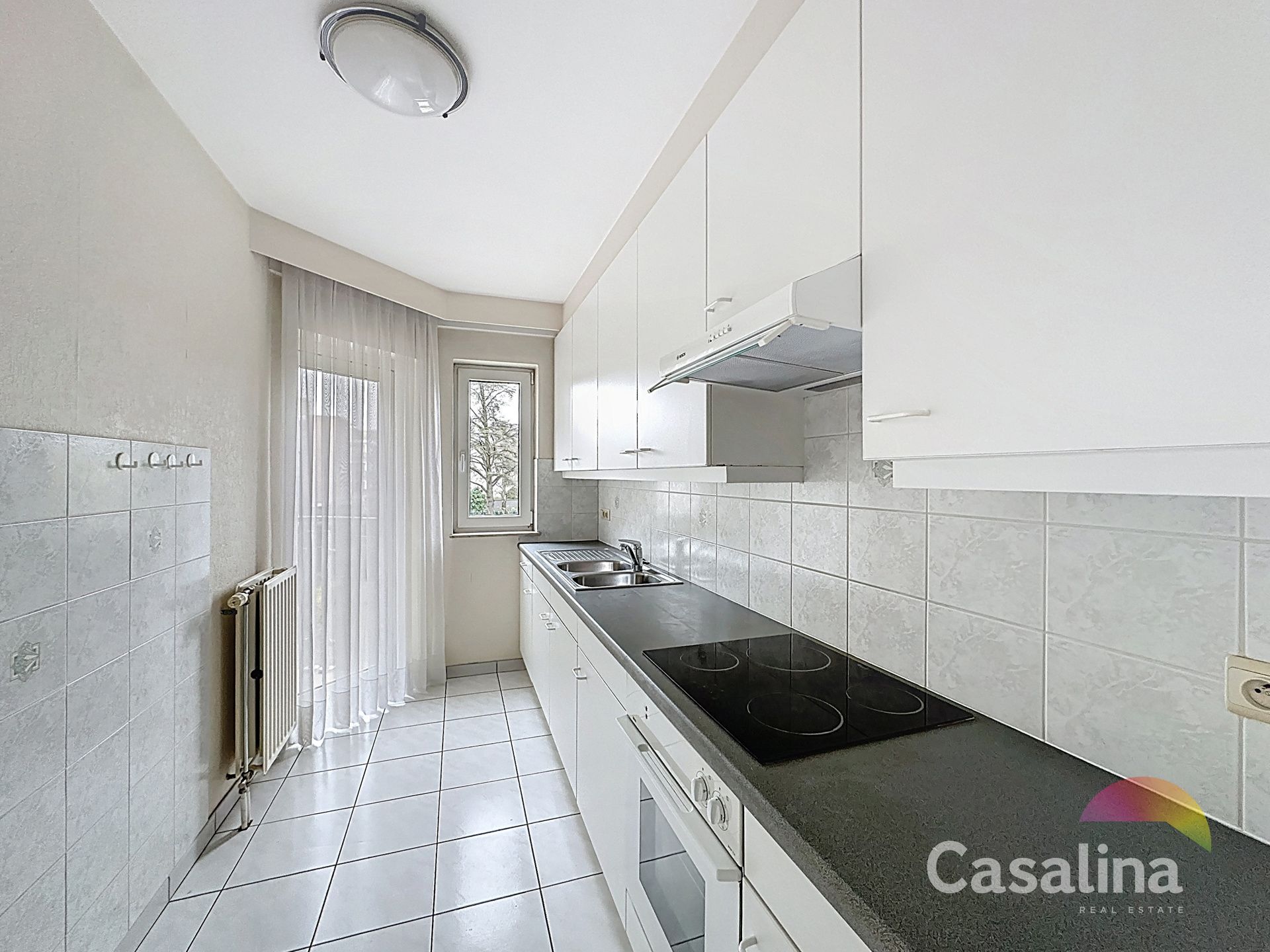 APPARTEMENT MET MOOI TERRAS, 82 m², centrale ligging foto 4