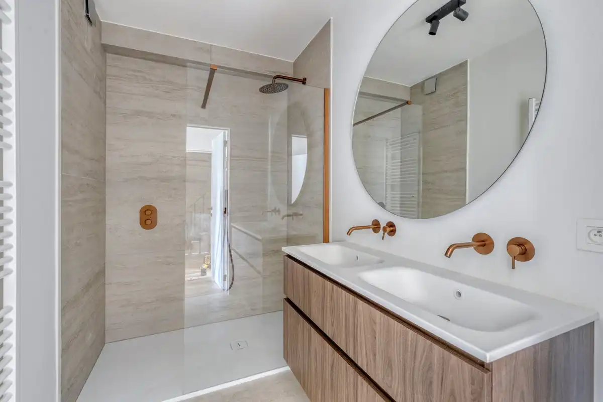 Instapklaar 2-slaapkamer appartement te koop te Blankenberge foto 5