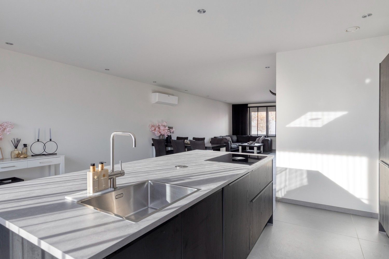 Instapklare open bebouwing op een rustige ligging in Lanaken foto 7