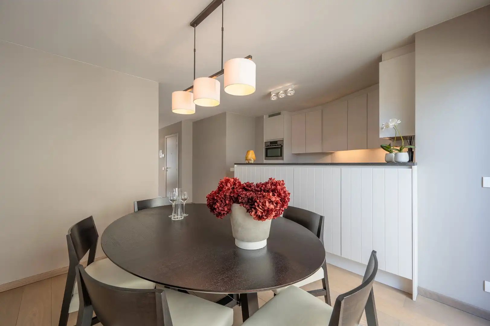 Subliem appartement met mooi zonneterras op wandelafstand van de winkels en het strand. foto 8