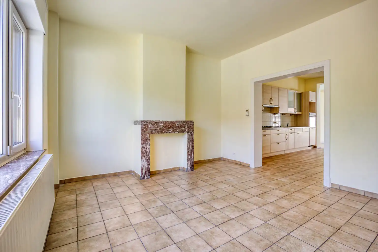 Instapklare 2-gevelwoning nabij Sint-Agatha-Berchem foto 3
