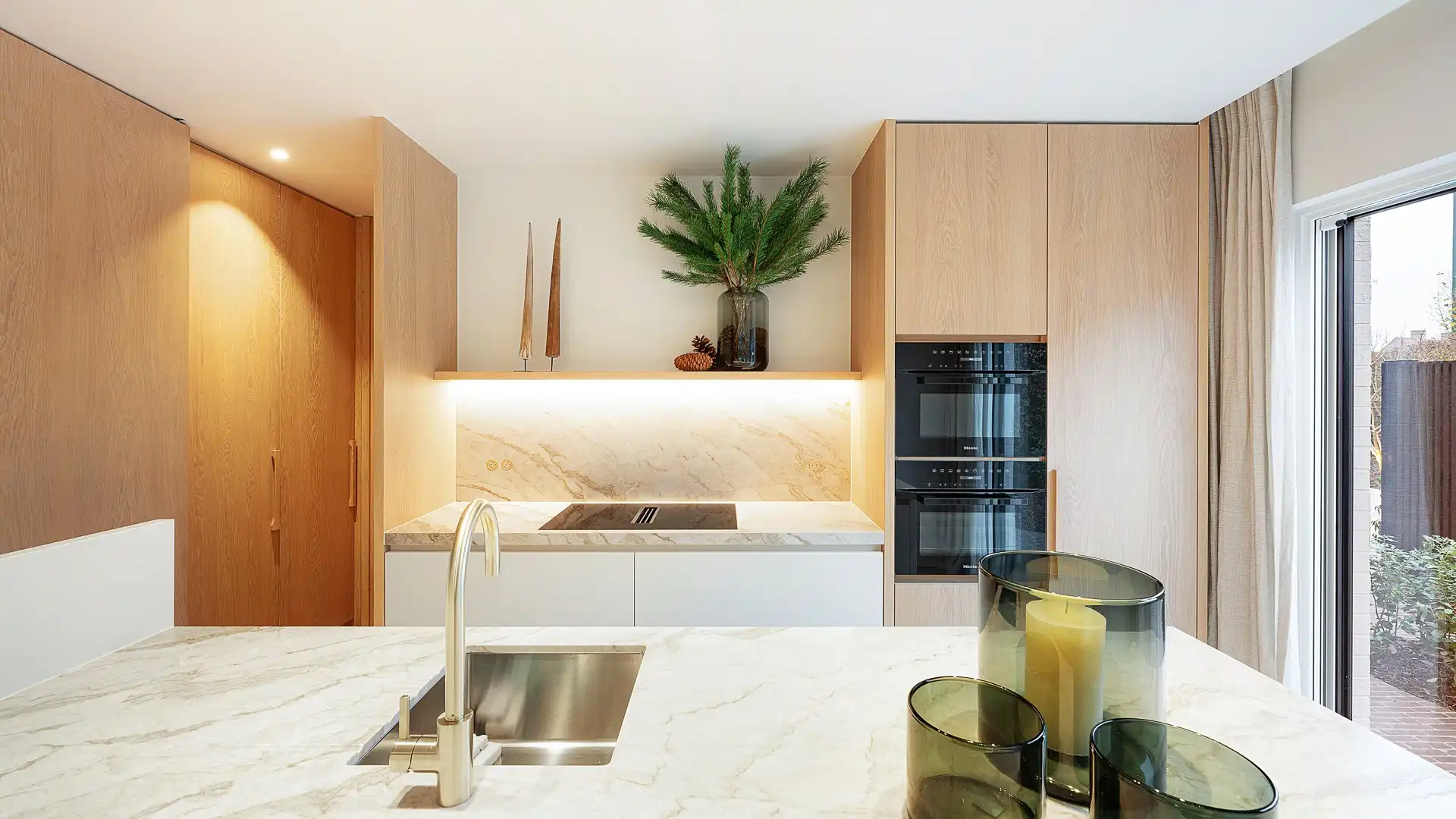 Luxueuze, alleenstaande villa in een residentiële wijk in Knokke met 5 slaapkamers. foto 12