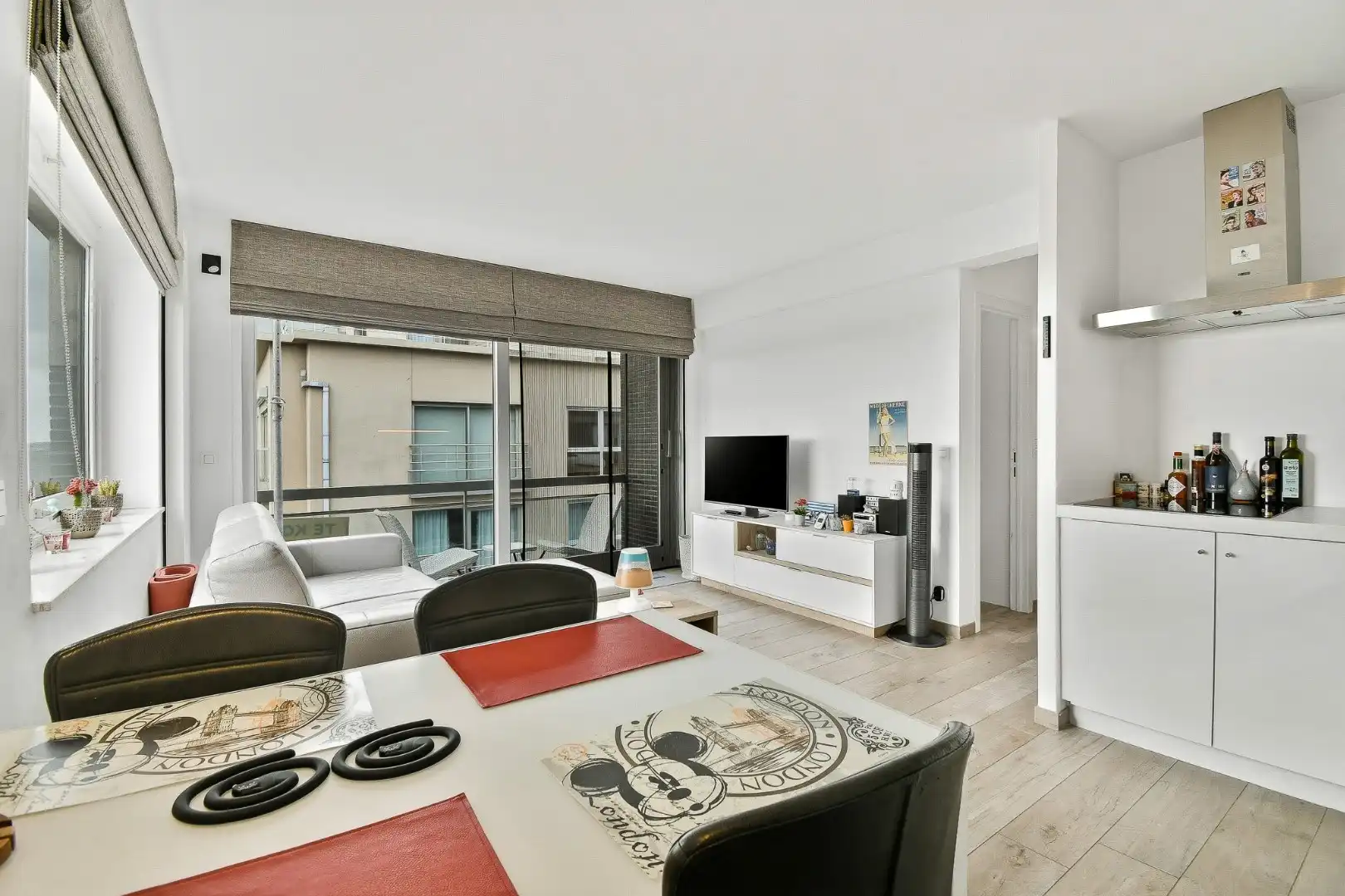 Appartement met zijdelings zeezicht en prachtig verzicht foto 5