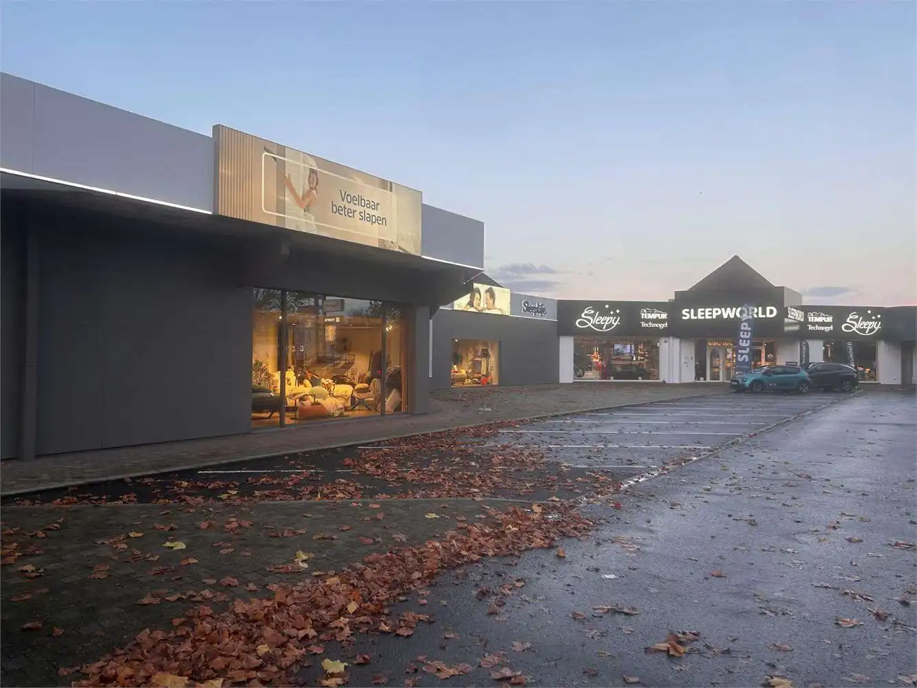 TOP GELEGEN COMMERCIEEL GEBOUW NABIJ ACTION, VAN HAAREN, ... foto 9