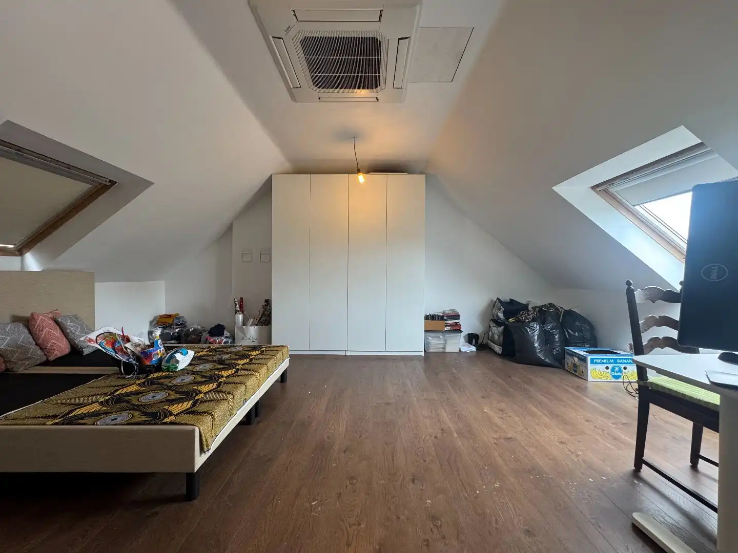 TE HUUR - Gerenoveerde halfopen bebouwing  foto 23