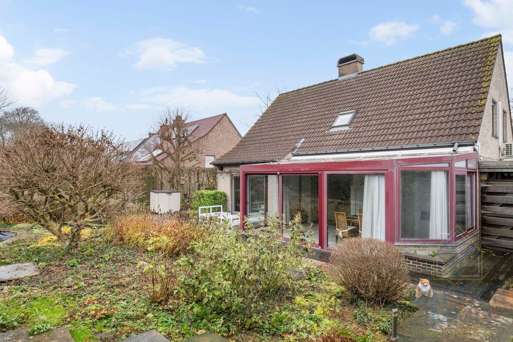 Ruime, rustig gelegen woning in Anzegem op 649 m² foto 25