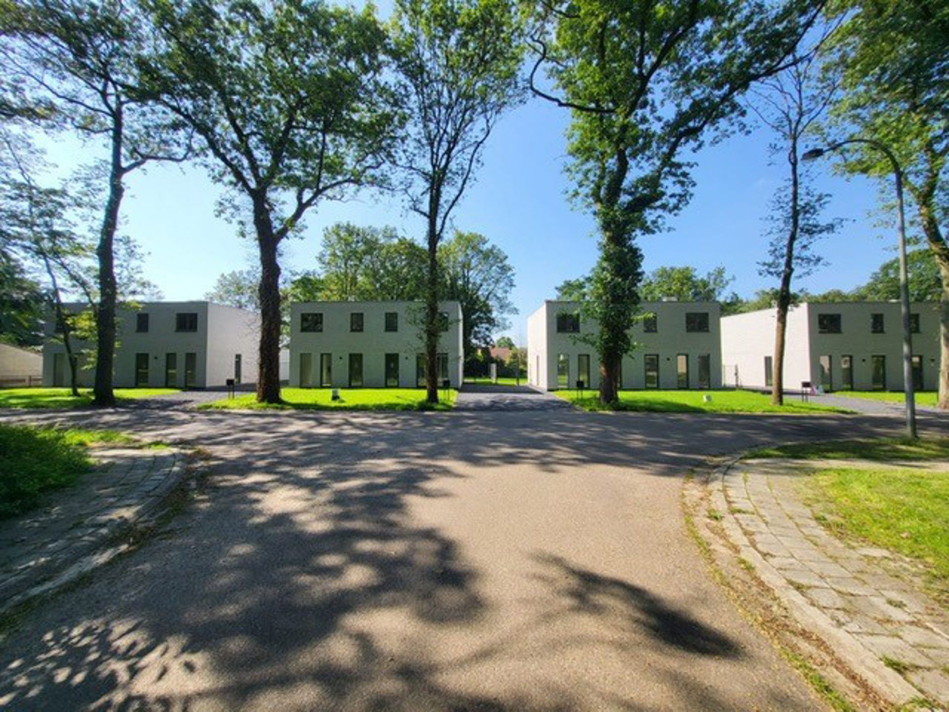 Halfopen energiezuinige gezinswoning - Ideale investering! foto 11