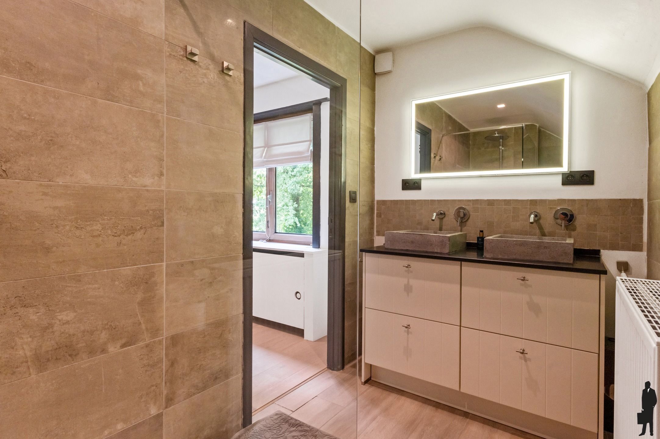 Stijlvolle gezinswoning op perceel van 2.165 m² in residentiële wijk Den Drijhoek foto 14