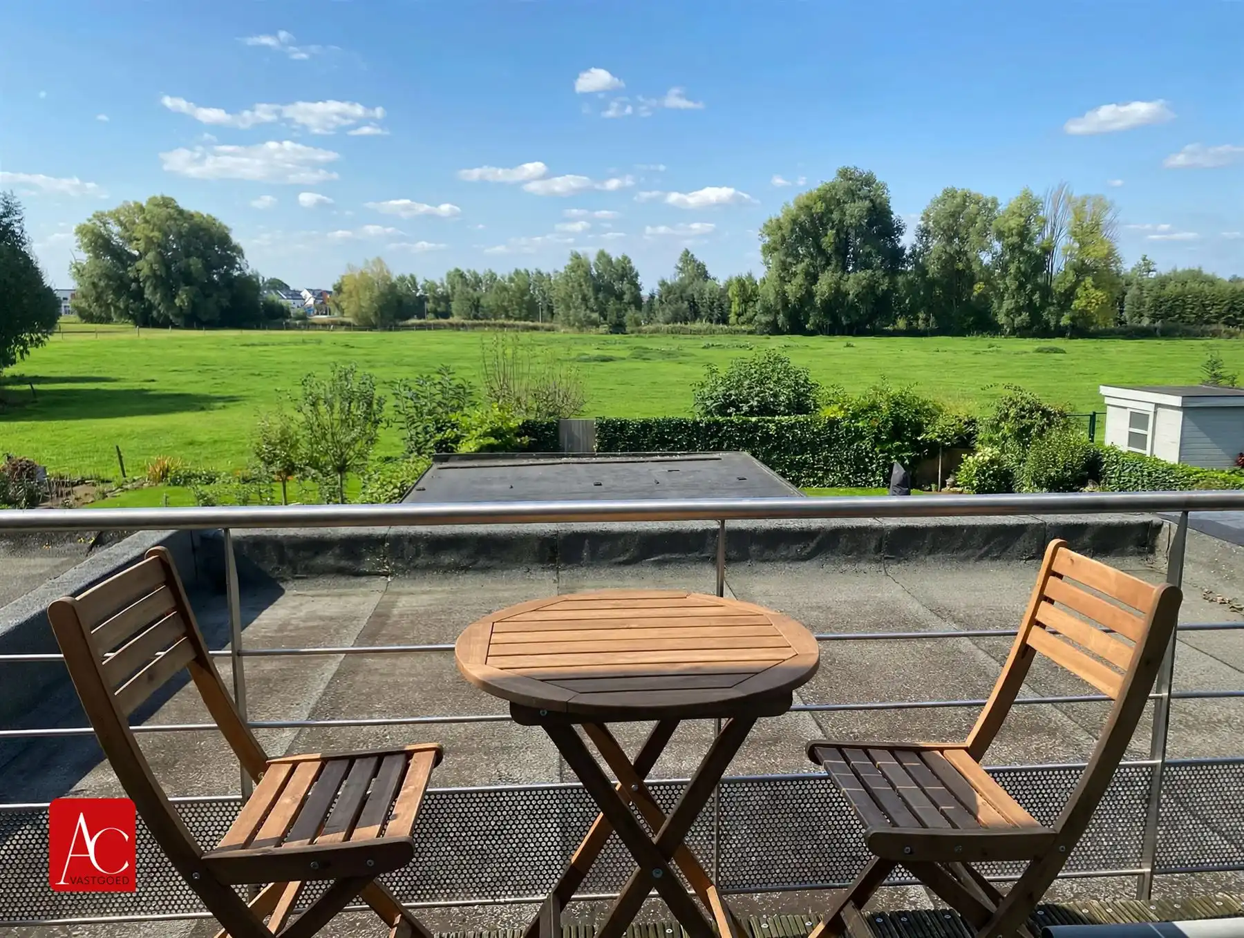 Duplex appartement te Melsele, prachtig terras en parking  foto 4