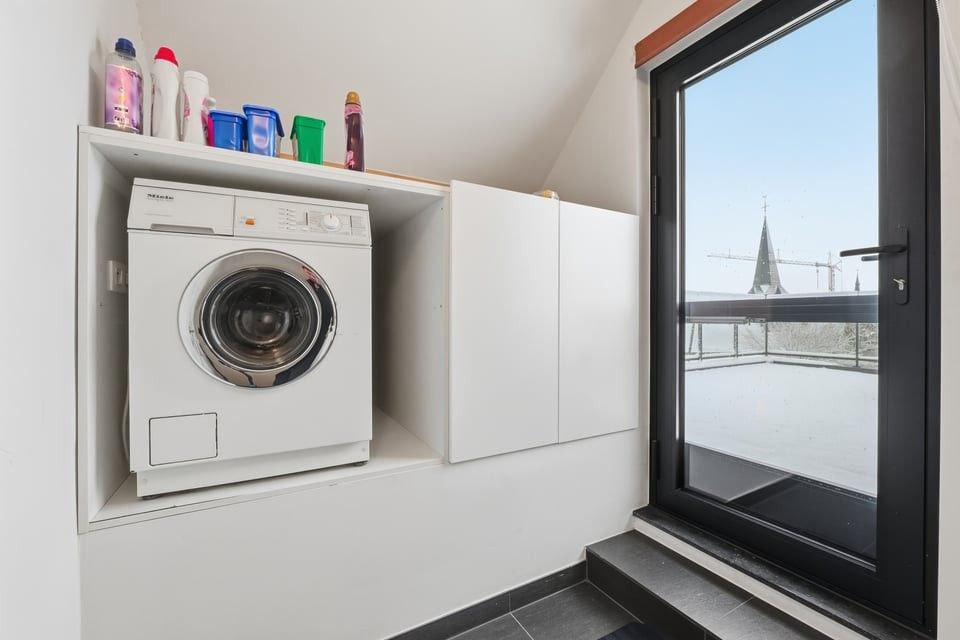 PENTHOUSE MET UNIEK DAKTERRAS, SAUNA EN STAANPLAATS IN HARTJE SINT-TRUIDEN foto 21