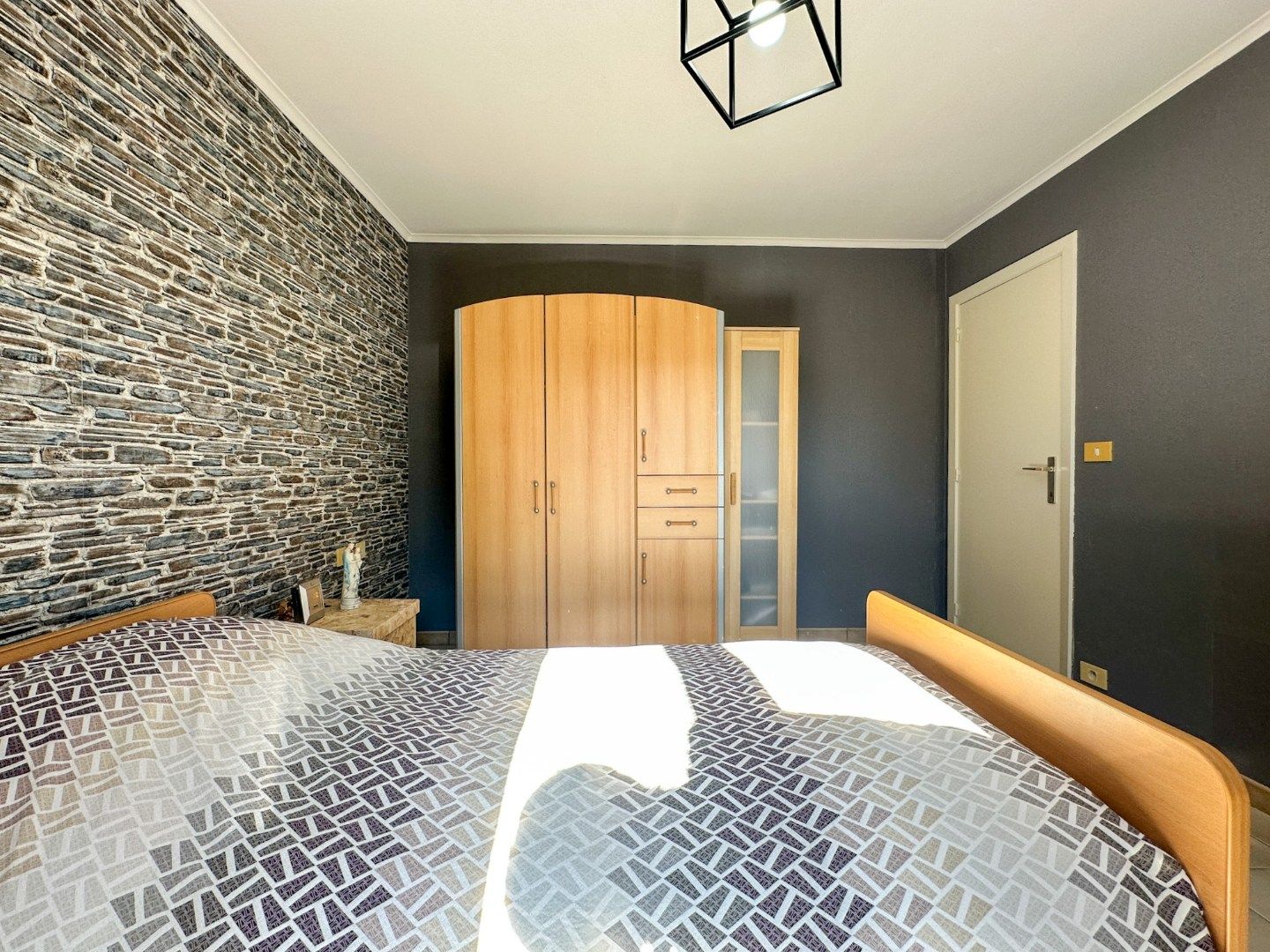 Lichtrijk en ruim appartement hartje Torhout, met 2 slpk en terrassen, Torhout. foto 17