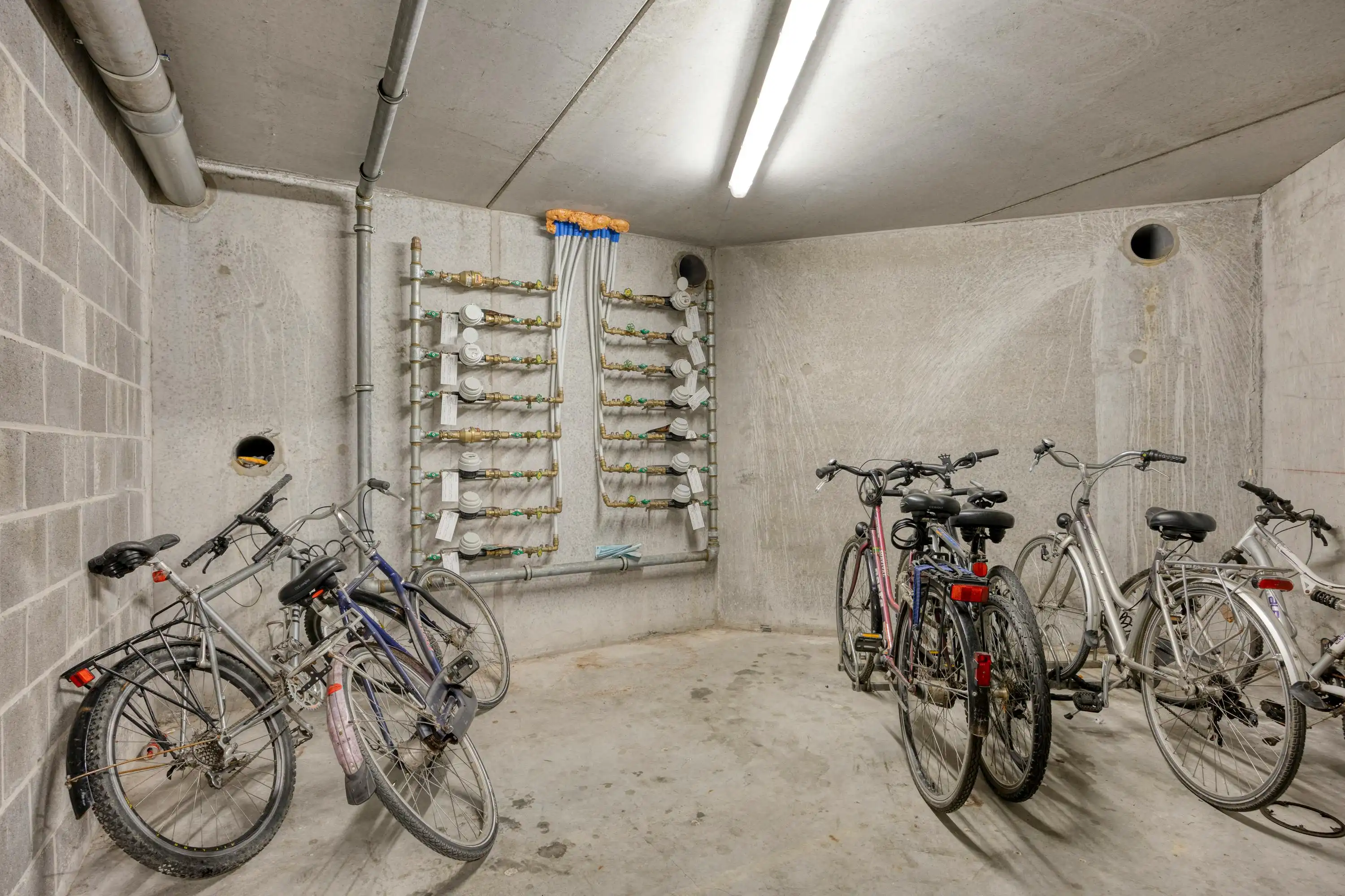 Lichtrijk appartement te koop in residentiële wijk te Jette foto 15