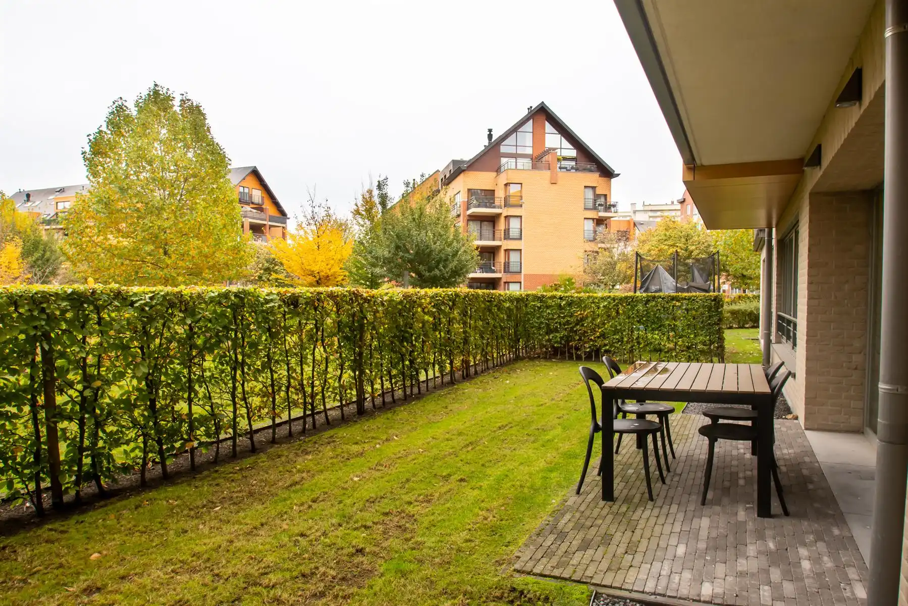 Mooi gemeubeld app. met 3 Kamers + grote tuin! (NAVO area) foto {{pictureIndex}}