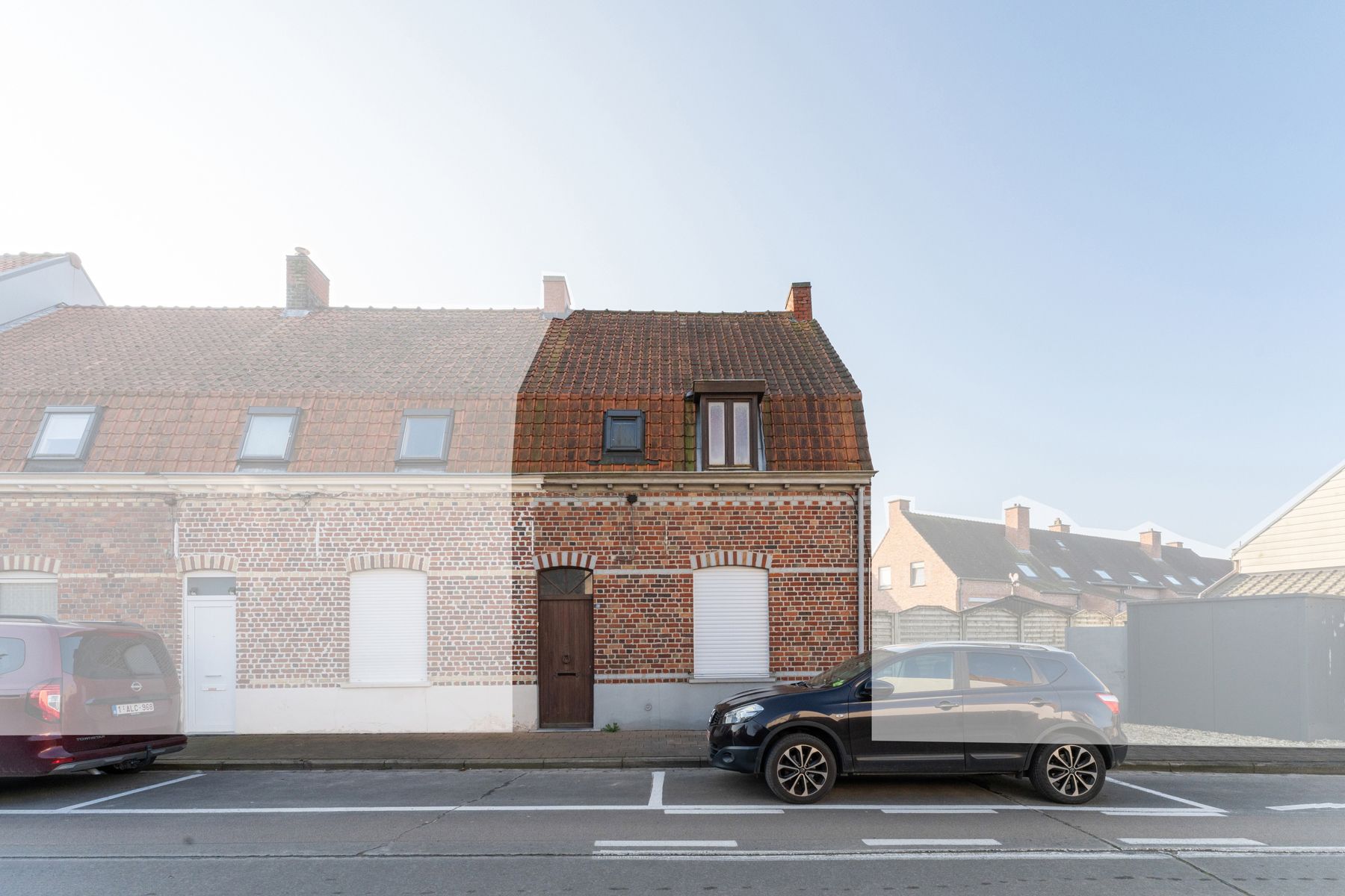 Te renoveren woning in het centrum van Meulebeke foto 1