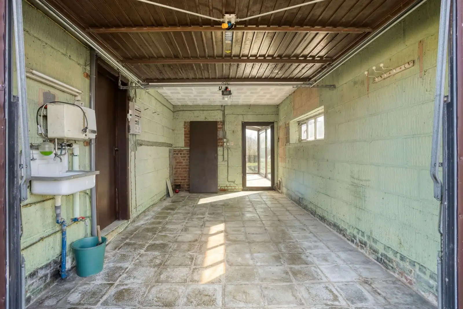 Alleenstaande woning met omringde tuin foto 22