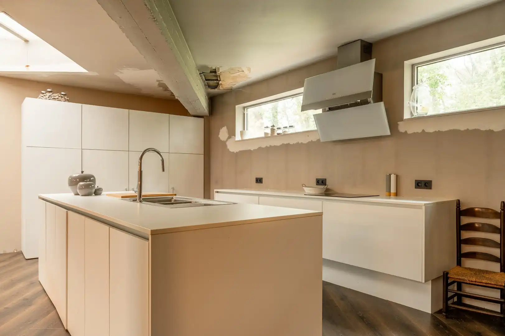 Magazijn 550 m2 met zonnepanelen. foto 11