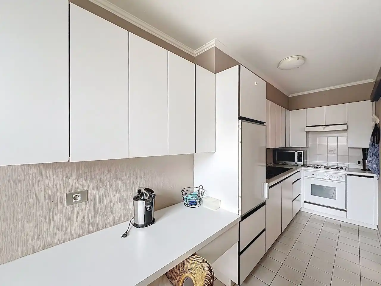 Verzorgd en uitstekend gelegen 2-slaapkamerappartement op de Graaf d’Ursellaan foto 10